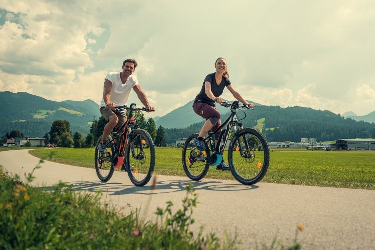 Radfahren entlang des Ennsradweges